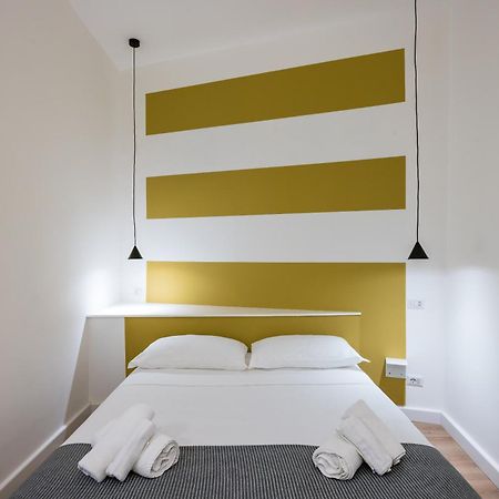 Lioy 25 By Napoliapartments Экстерьер фото
