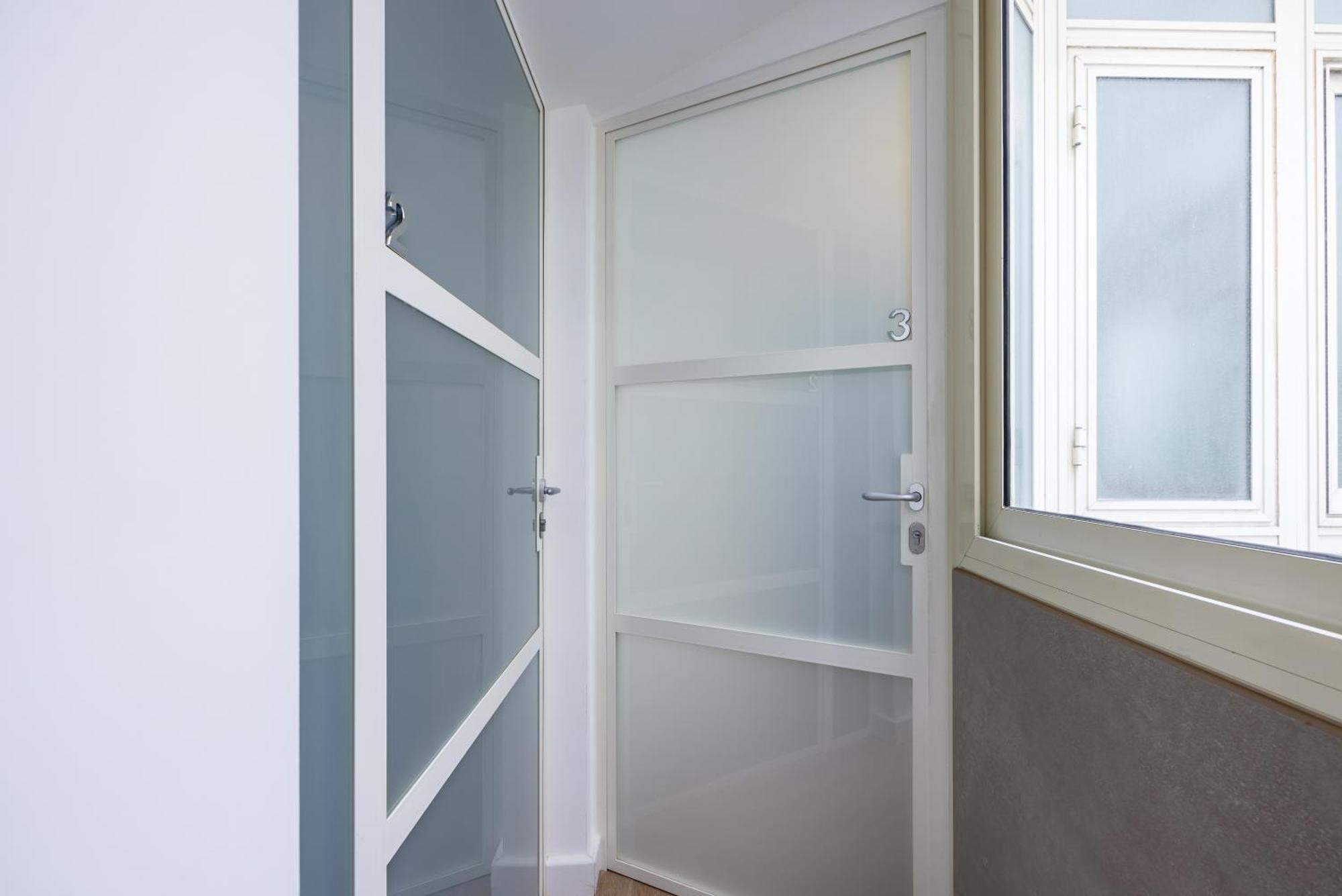 Lioy 25 By Napoliapartments Экстерьер фото