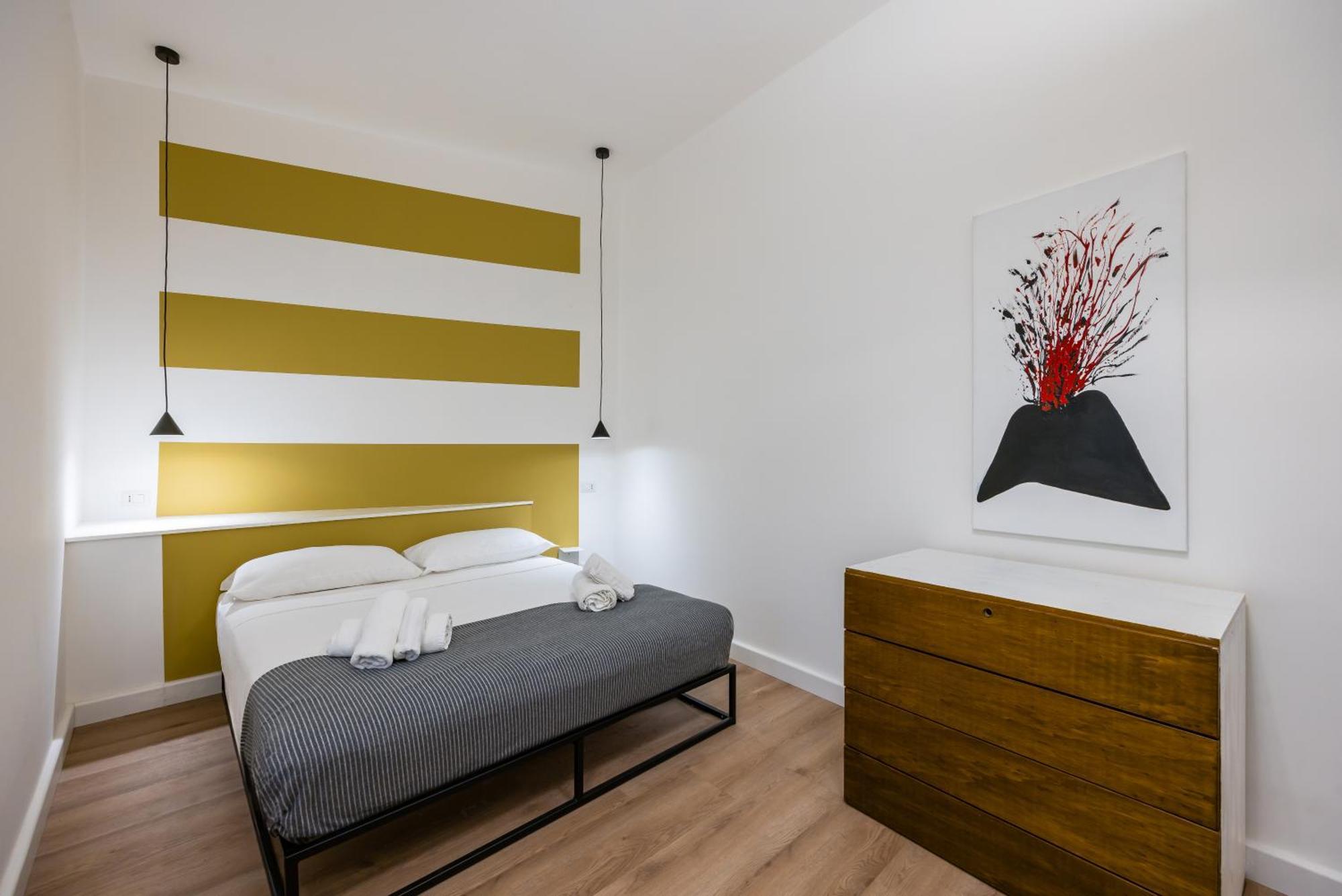 Lioy 25 By Napoliapartments Экстерьер фото
