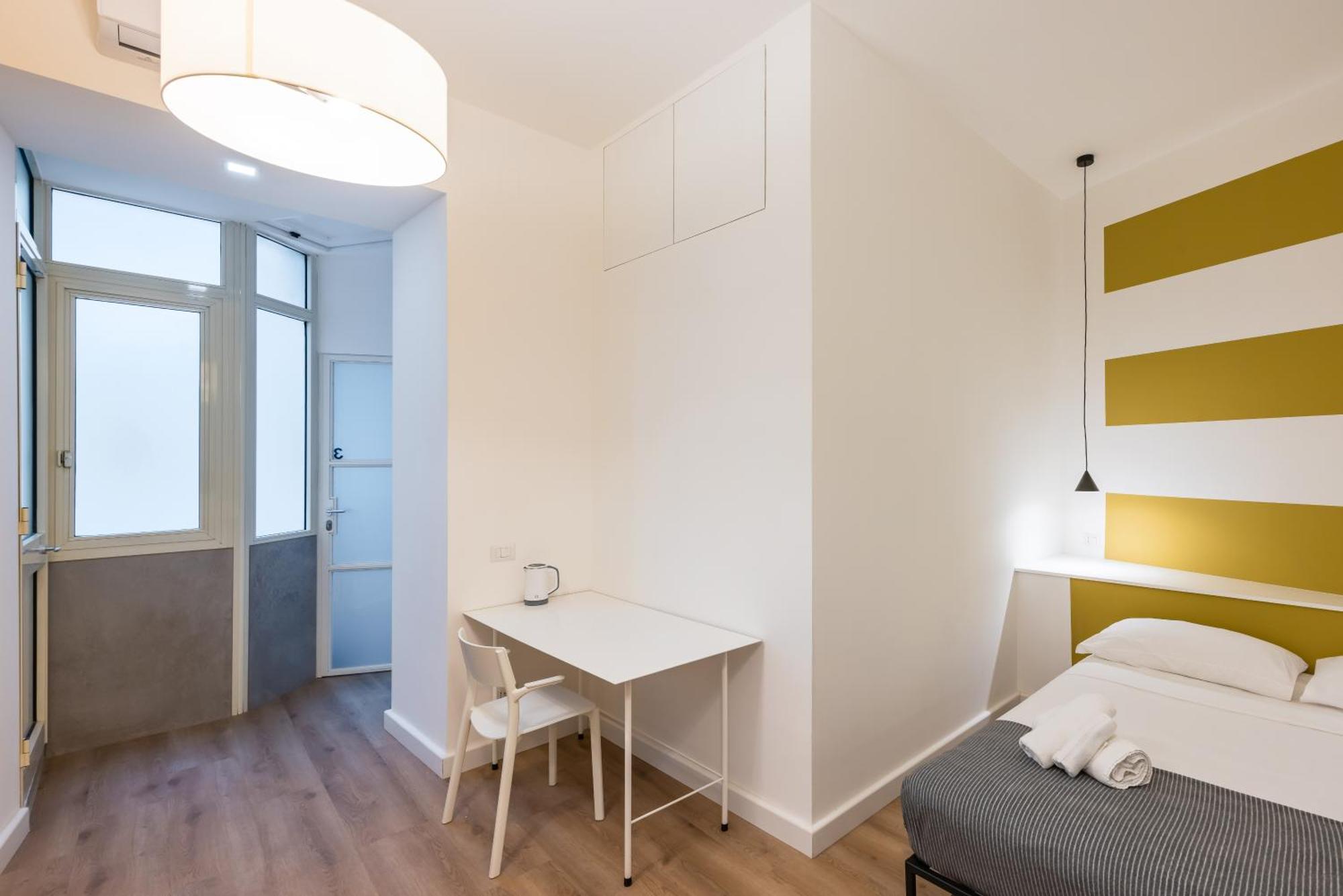 Lioy 25 By Napoliapartments Экстерьер фото